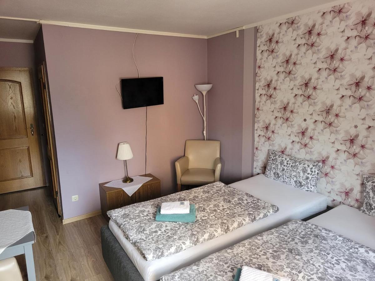 Hotel Und Pension Al Dente Nunchritz Zewnętrze zdjęcie